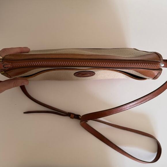 Dooney & Bourke All Weather Leather Vintage Crossbody Bag Cream Tan Leather - Picture 9 of 16